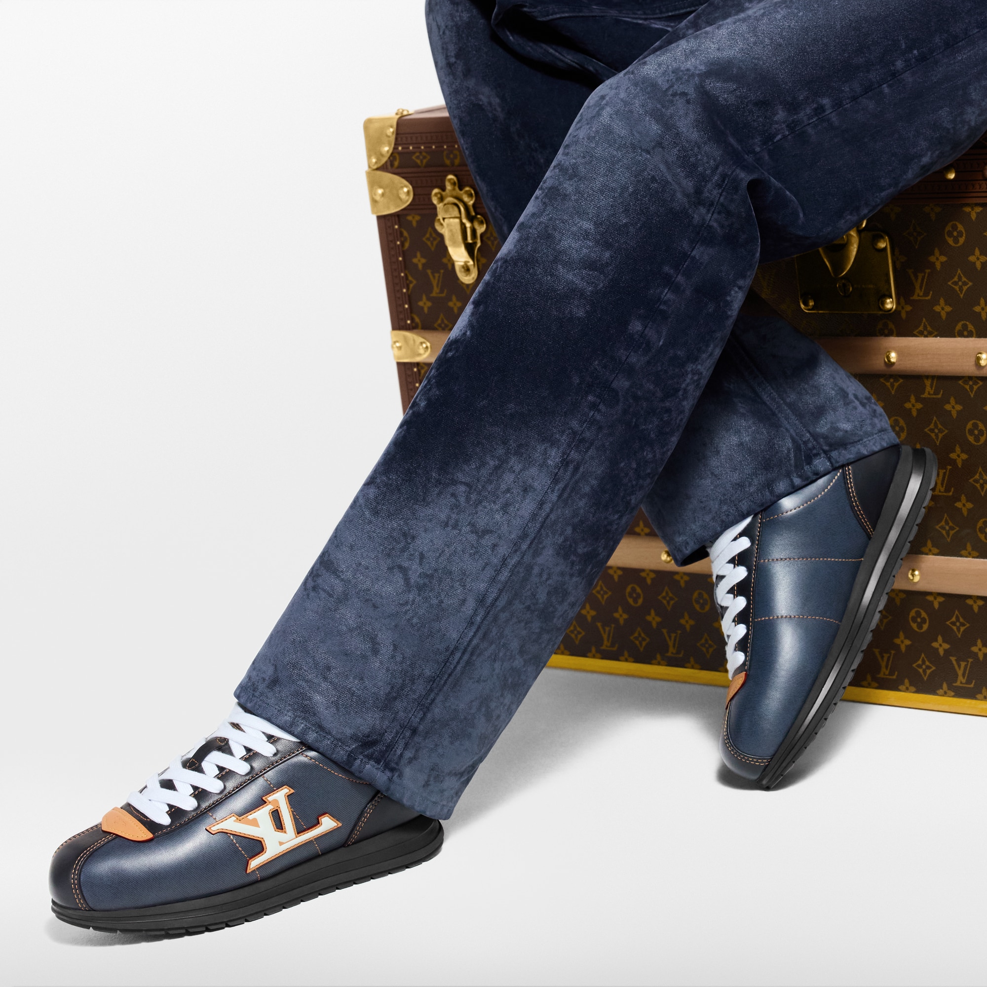 LV BUTTERSOFT Sneaker - Holiday Gifts for Him | LOUIS VUITTON